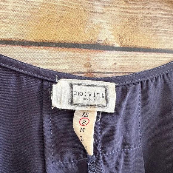 Mo:Vint Dress Women’s Size Small Blue Tunic Sack V-Neck Rayon Pockets - Picture 2 of 4